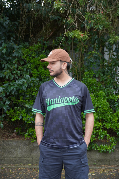 Maniapoto Tee